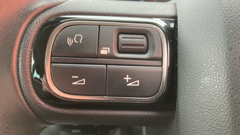 Citroen C3 Aircross 1.2 PureTech 110 Shine 5dr Petrol Hatchback